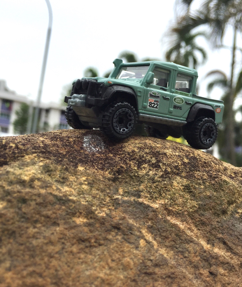 Illustration for article titled ‘15 Land Rover Defender Double Cab by Hot Wheels